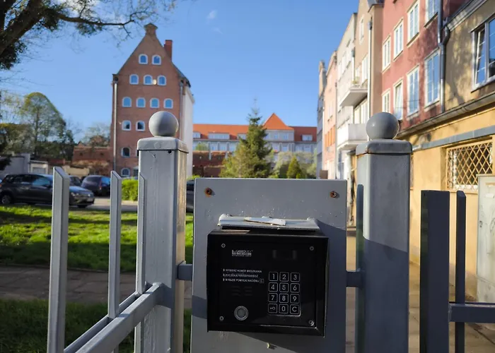 아파트 Fishmarkt & Parking *